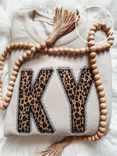 Load image into Gallery viewer, Leopard/Tan Faux Lace Appliqué Sweatshirt🖤