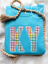Load image into Gallery viewer, Aqua/Gingham Faux Lace AppliquĂ© Sweatshirtđ©”