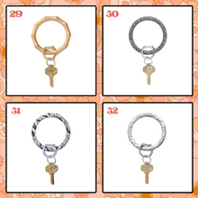 Load image into Gallery viewer, Oventure Key Rings // 36 Colors