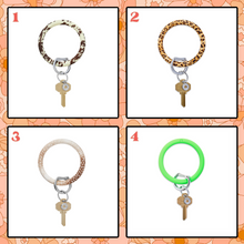 Load image into Gallery viewer, Oventure Key Rings // 36 Colors